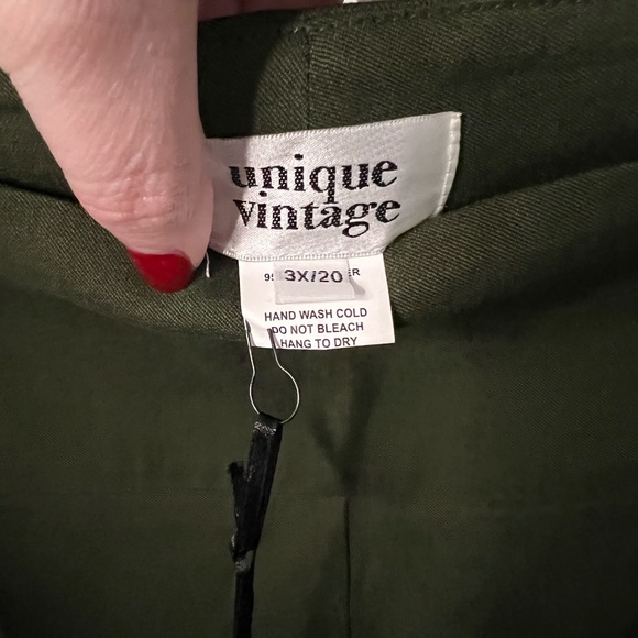 NWT Unique Vintage Plus Size Green Rizzo Cigarette Pants Size 3X/20 - Picture 6 of 7